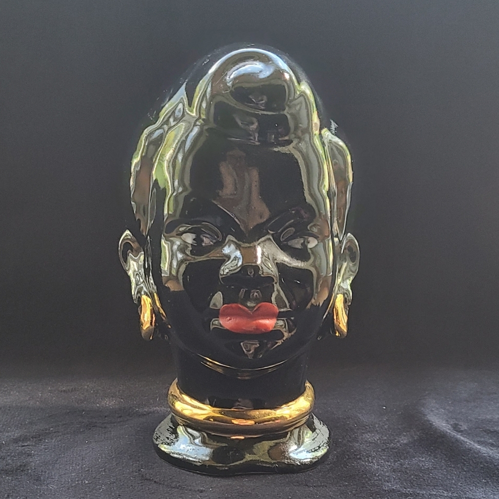 Lady Head Vase / Wall Planter